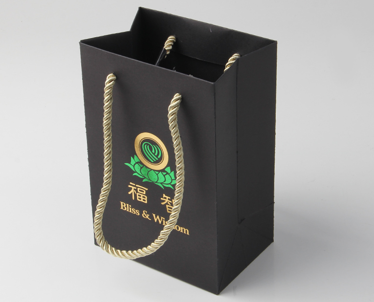 皮具包裝袋金粉要閃亮，廠家一定不能犯的兩個錯誤